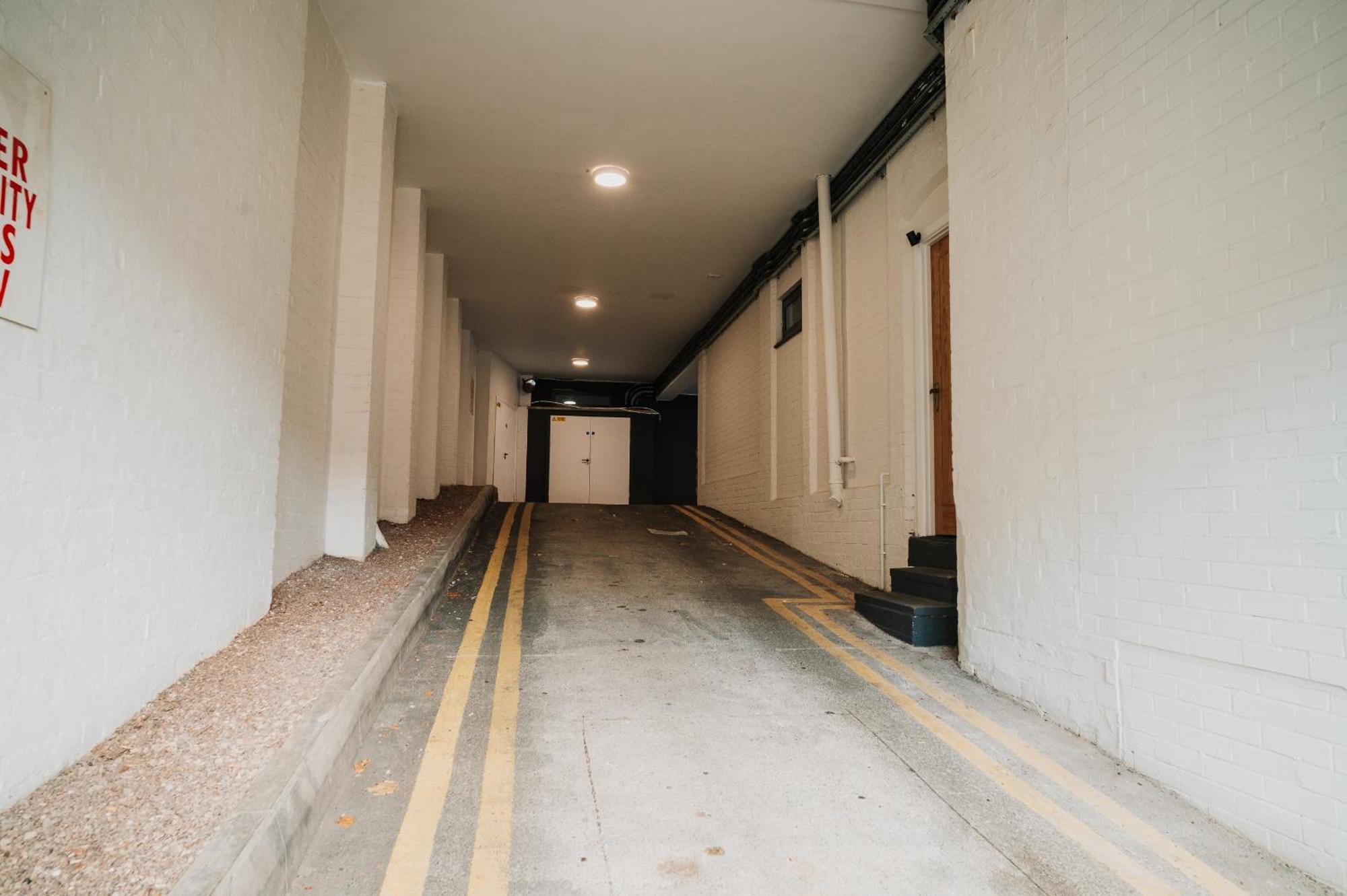 Stylish Grade Ii Gem Parking Families Contractors *