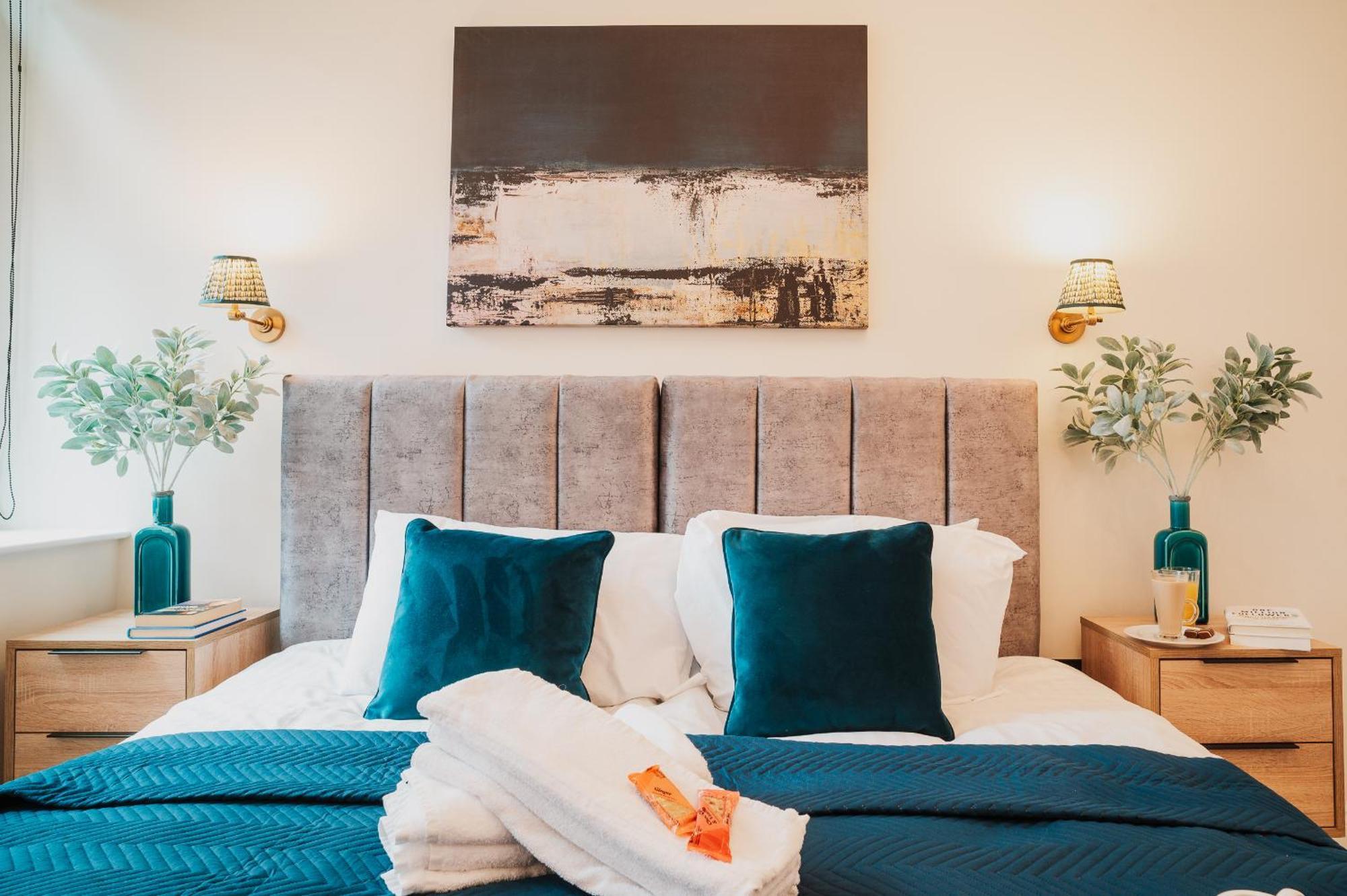 Stylish Grade Ii Gem Parking Families Contractors Apartment Birmingham