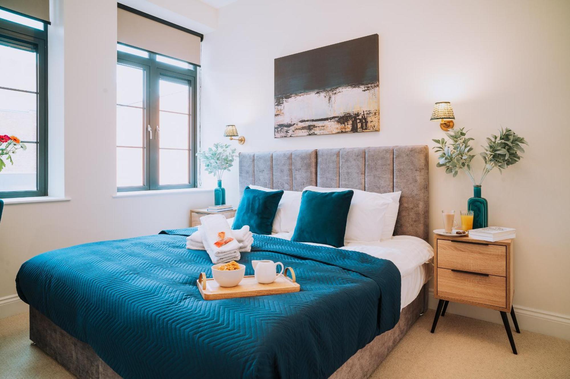 Stylish Grade Ii Gem Parking Families Contractors Apartment *