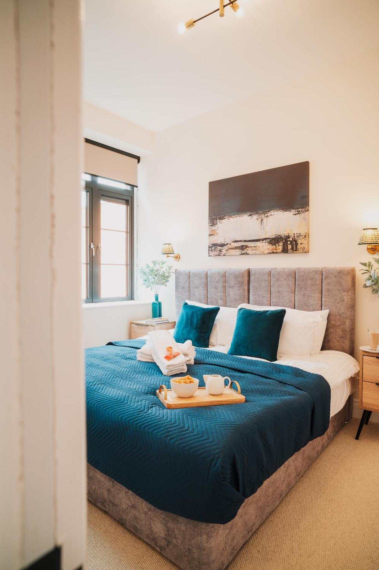 Apartment Stylish Grade Ii Gem Parking Families Contractors